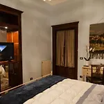 Palazzo Melluso Luxury לינה וארוחת בוקר פורטו אמפדוקלה