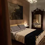 Palazzo Melluso Luxury לינה וארוחת בוקר פורטו אמפדוקלה