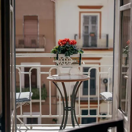 Palazzo Melluso Luxury לינה וארוחת בוקר 4*